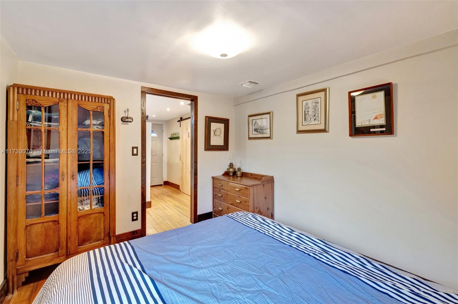 OAKLAND PARK - Residential