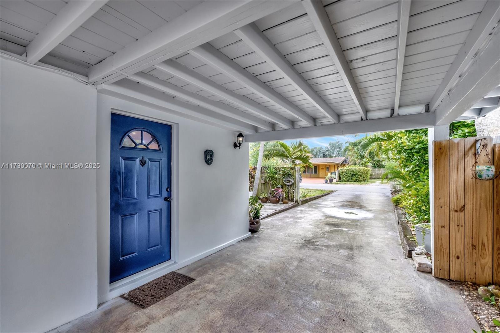 OAKLAND PARK - Residential