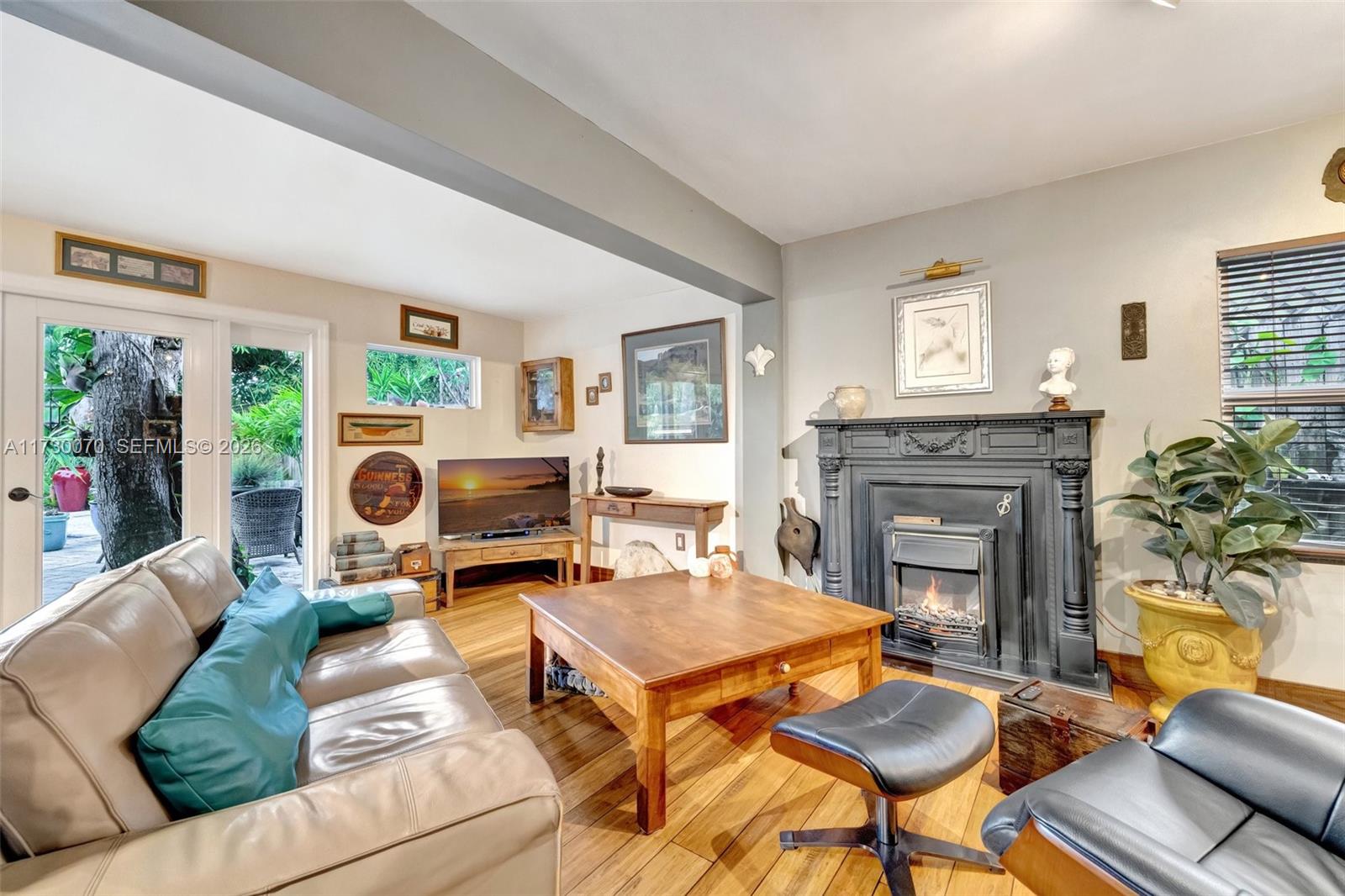 OAKLAND PARK - Residential