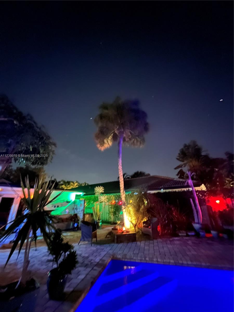 OAKLAND PARK - Residential