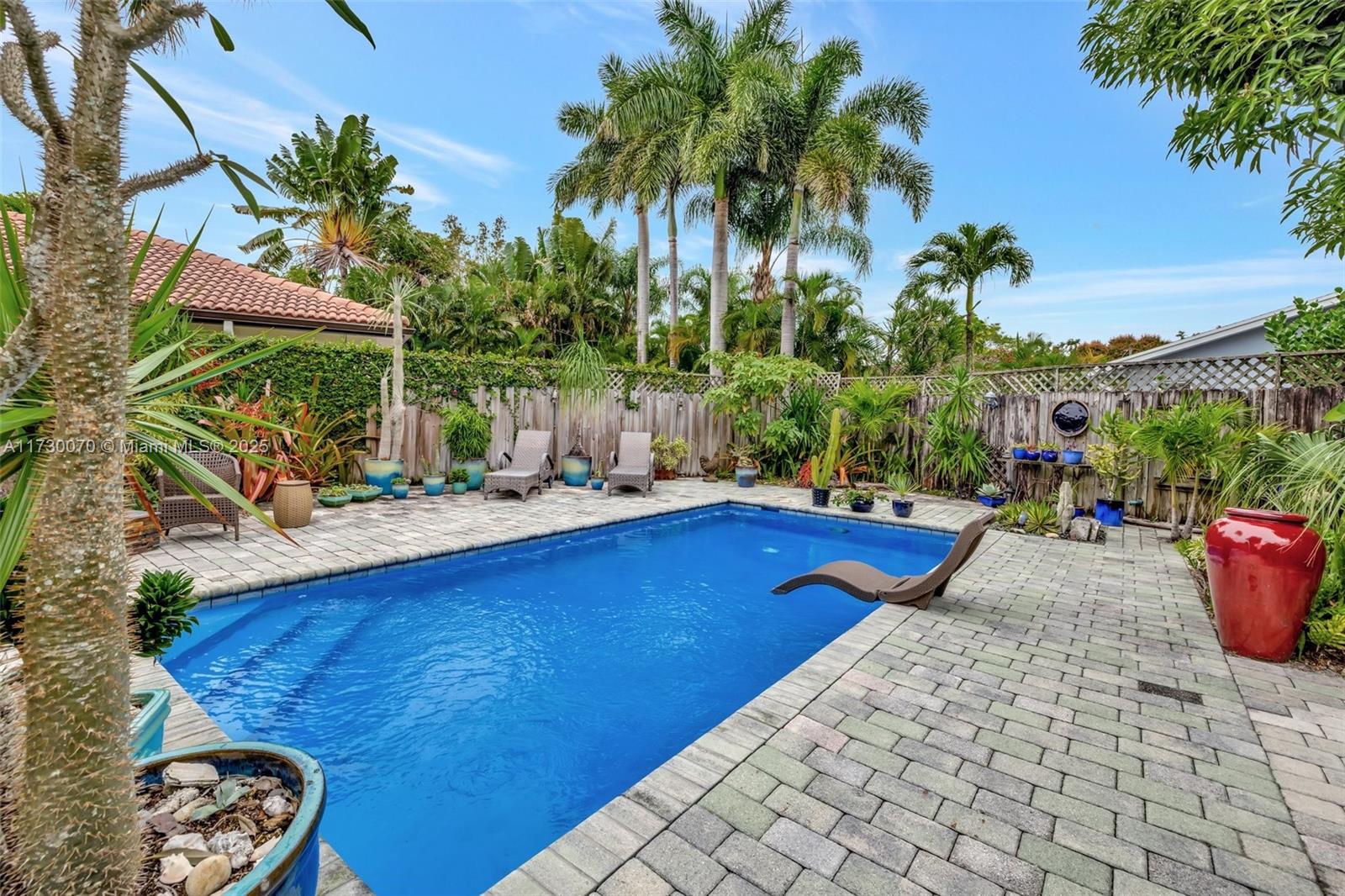 Property for Sale at 1401 Ne 33rd St, Oakland Park, Miami-Dade County, Florida - Bedrooms: 3 
Bathrooms: 2  - $735,000