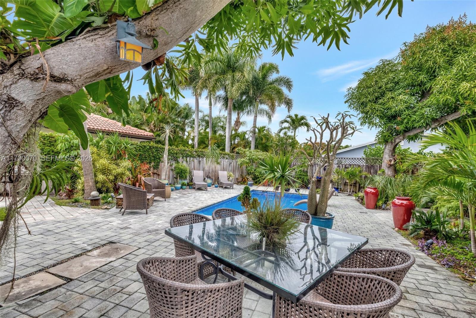 OAKLAND PARK - Residential
