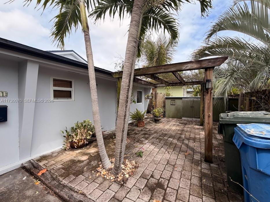 OAKLAND PARK - Residential