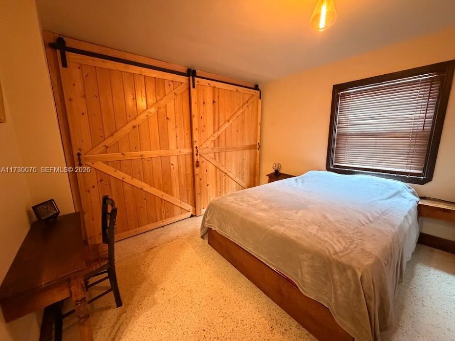 OAKLAND PARK - Residential