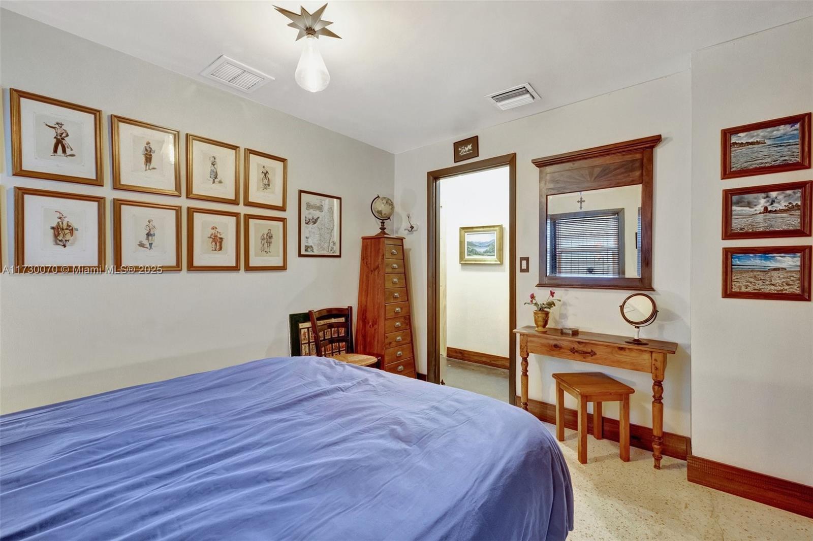 OAKLAND PARK - Residential