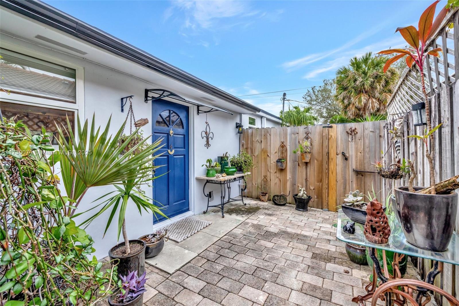 OAKLAND PARK - Residential