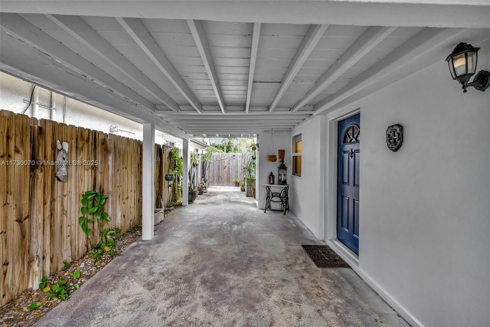 OAKLAND PARK - Residential