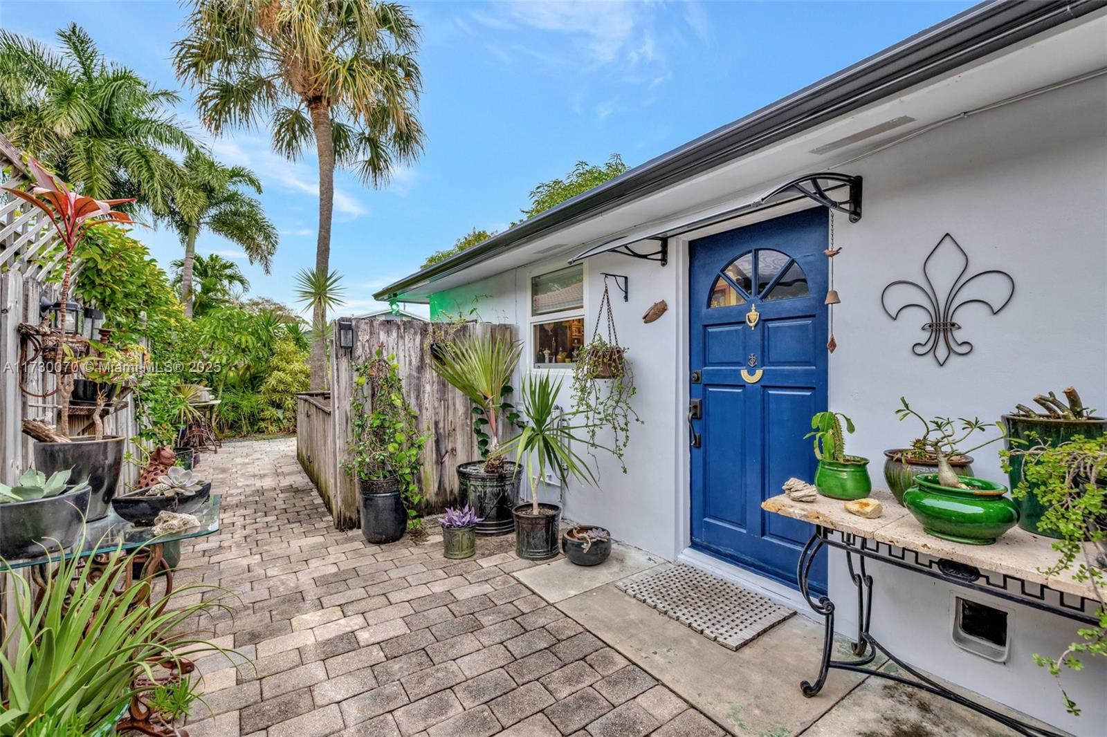 OAKLAND PARK - Residential