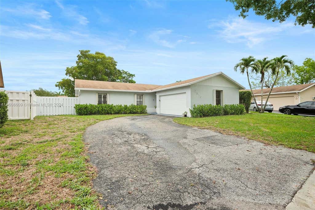 Photo of 2510 NW 110th Ter, Sunrise, FL 33322 (MLS # A11608609)
