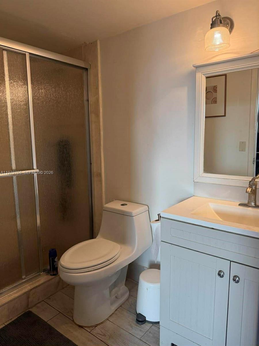 SNAPPER CREEK TOWNHOUSE S - Residential