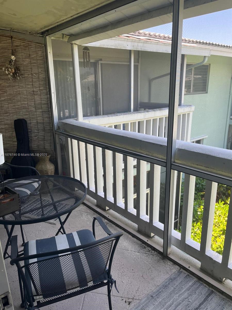 RIVER HOUSE GARDENS CONDO - Residential