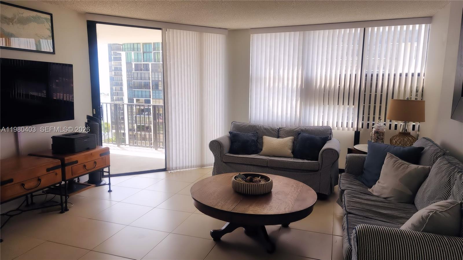 BRICKELL PLACE CONDO - Residential