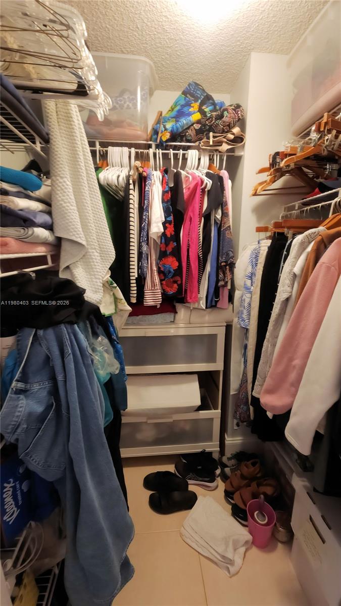 BRICKELL PLACE CONDO - Residential