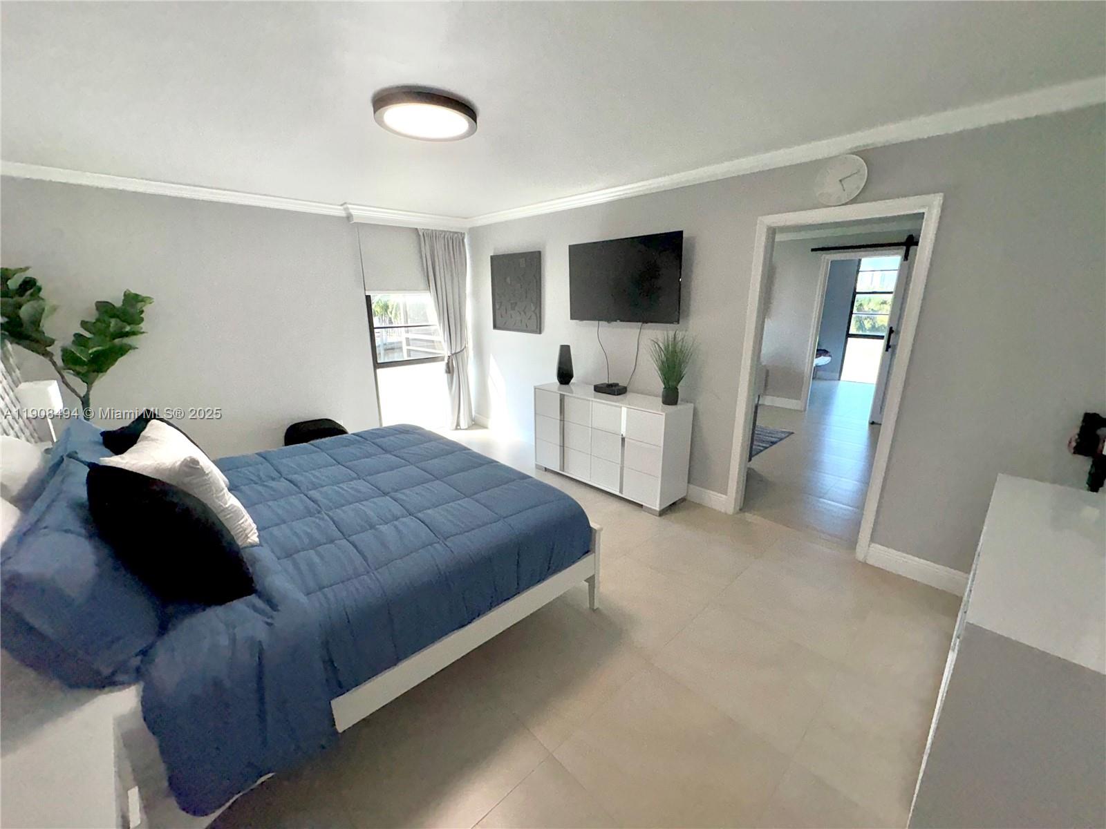 BISCAYA III CONDO - Residential