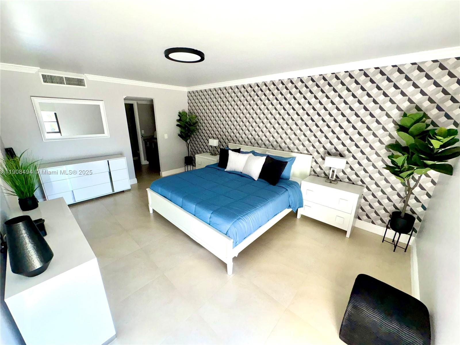 BISCAYA III CONDO - Residential