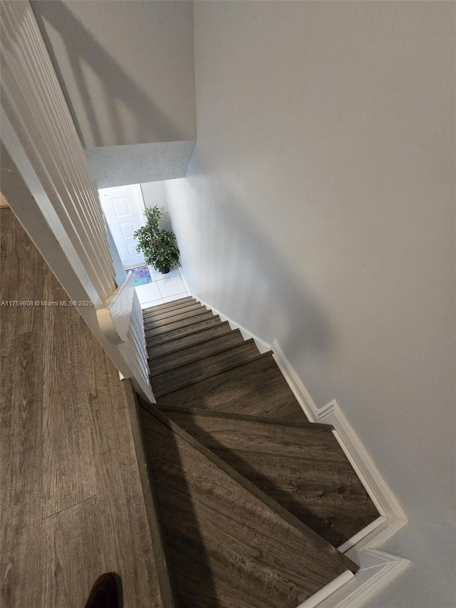 VENETIAN ISLES 3RD SEC - Residential