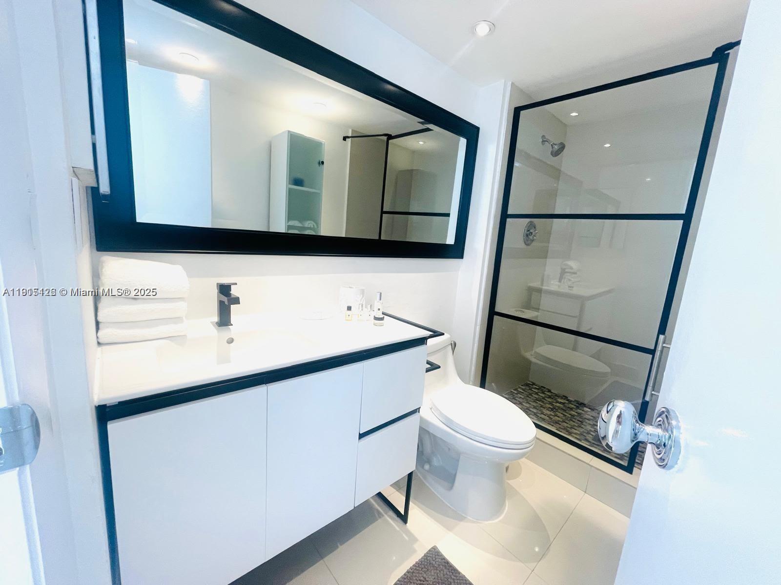 CORONADO CONDO- TOWER II - Residential Lease