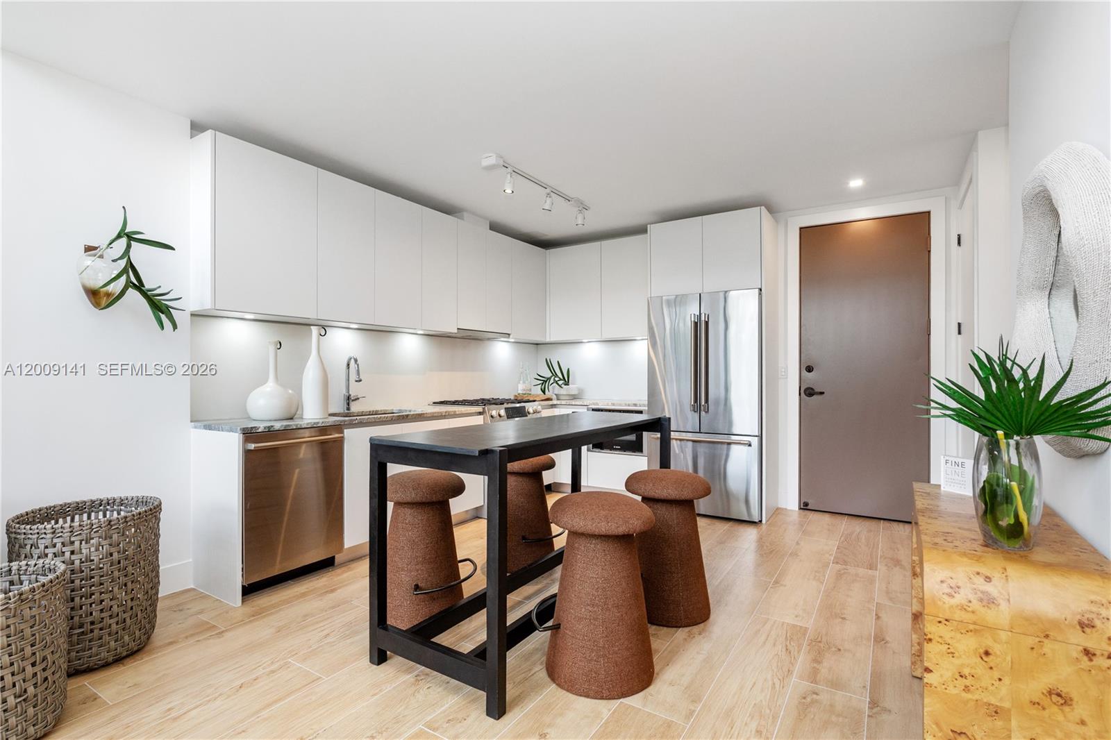 Arbor Coconut Grove - Residential