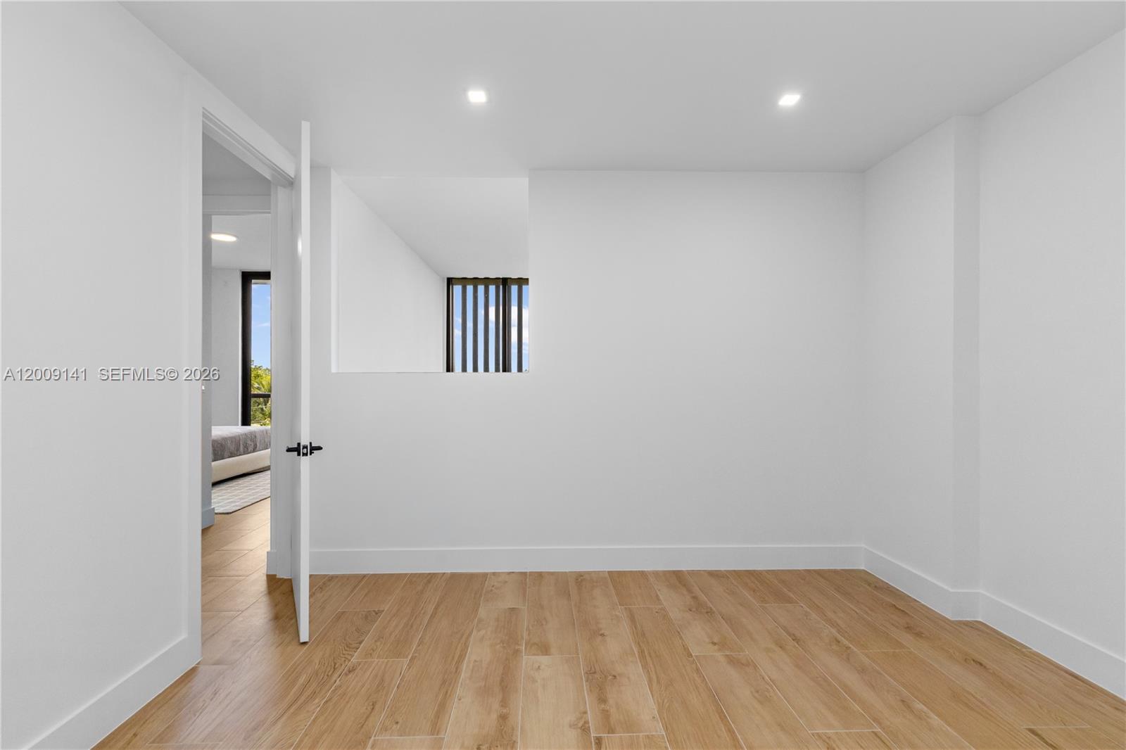 Arbor Coconut Grove - Residential