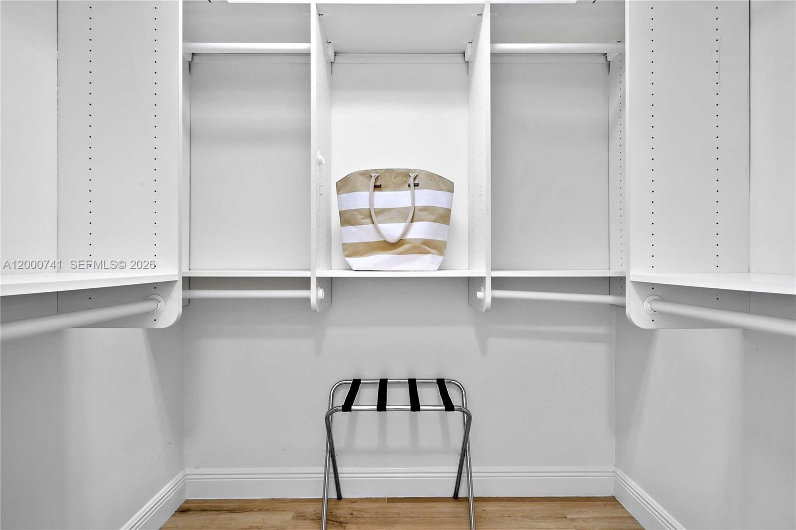 CORAL KEY - Residential