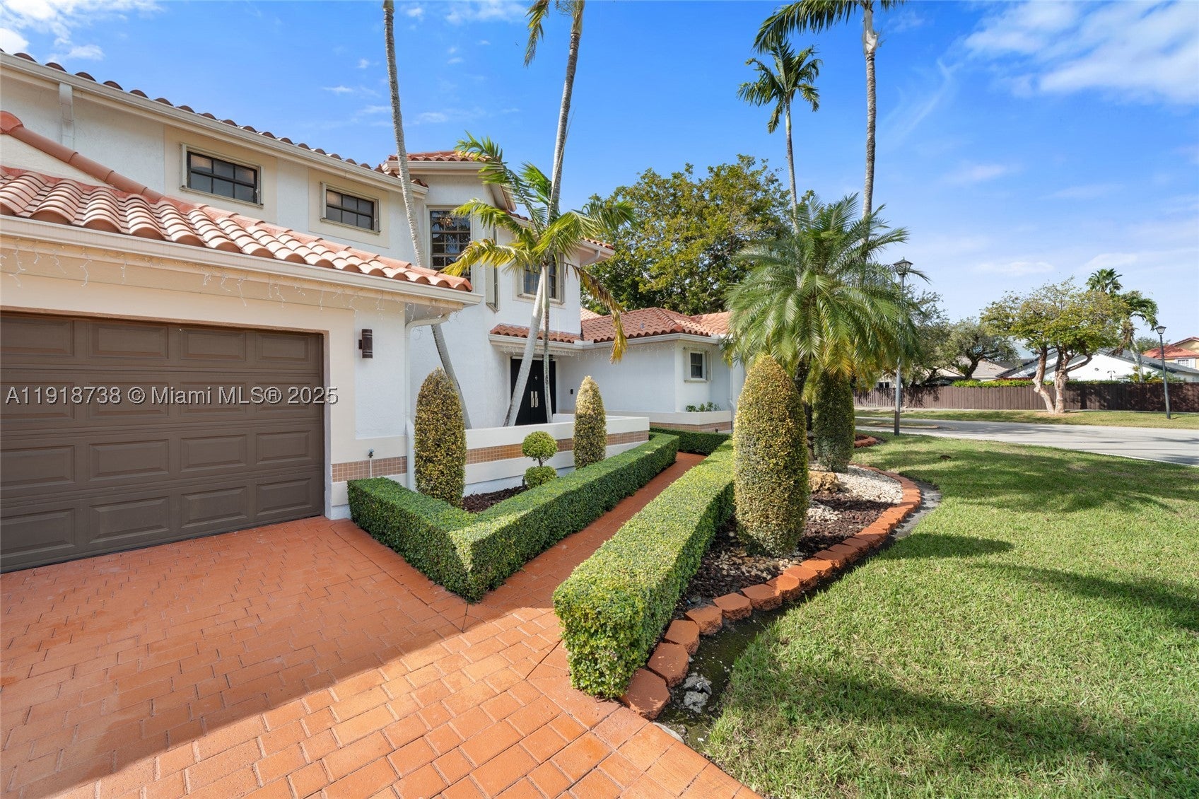 5424 SW 154th Pl 5424