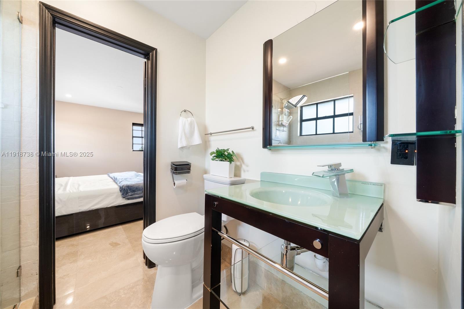 LAKES OF THE MEADOW SEC 4 - Residential Lease