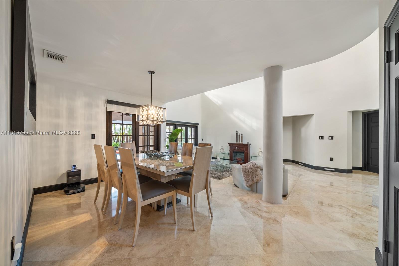 LAKES OF THE MEADOW SEC 4 - Residential Lease