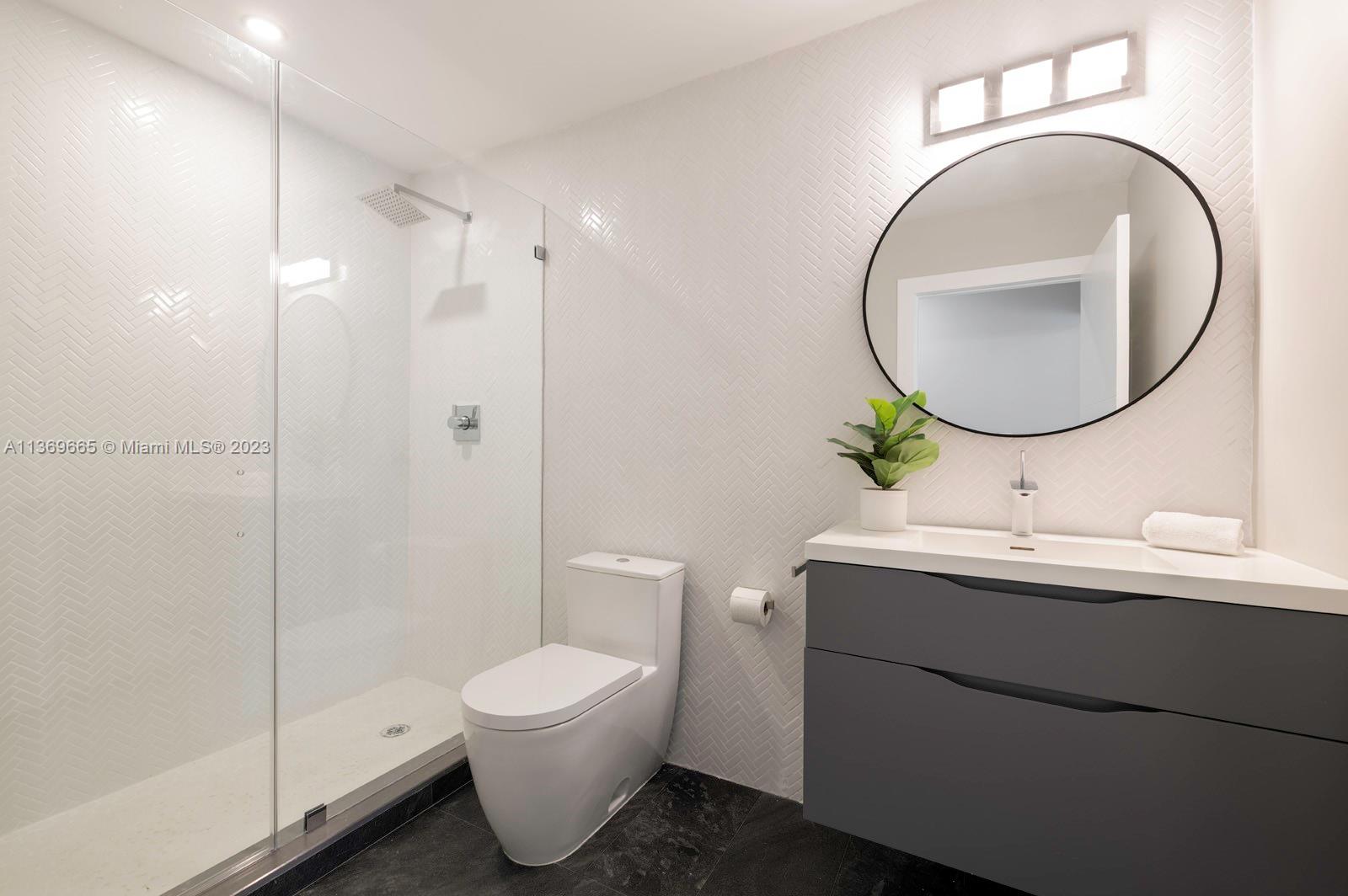 HAMPSHIRE HGTS - Residential