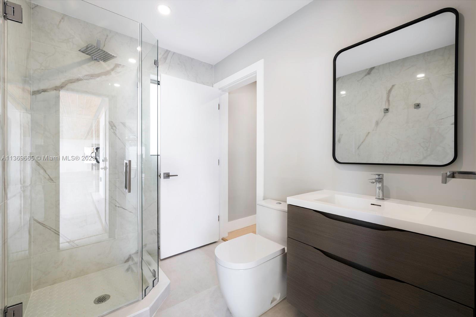 HAMPSHIRE HGTS - Residential