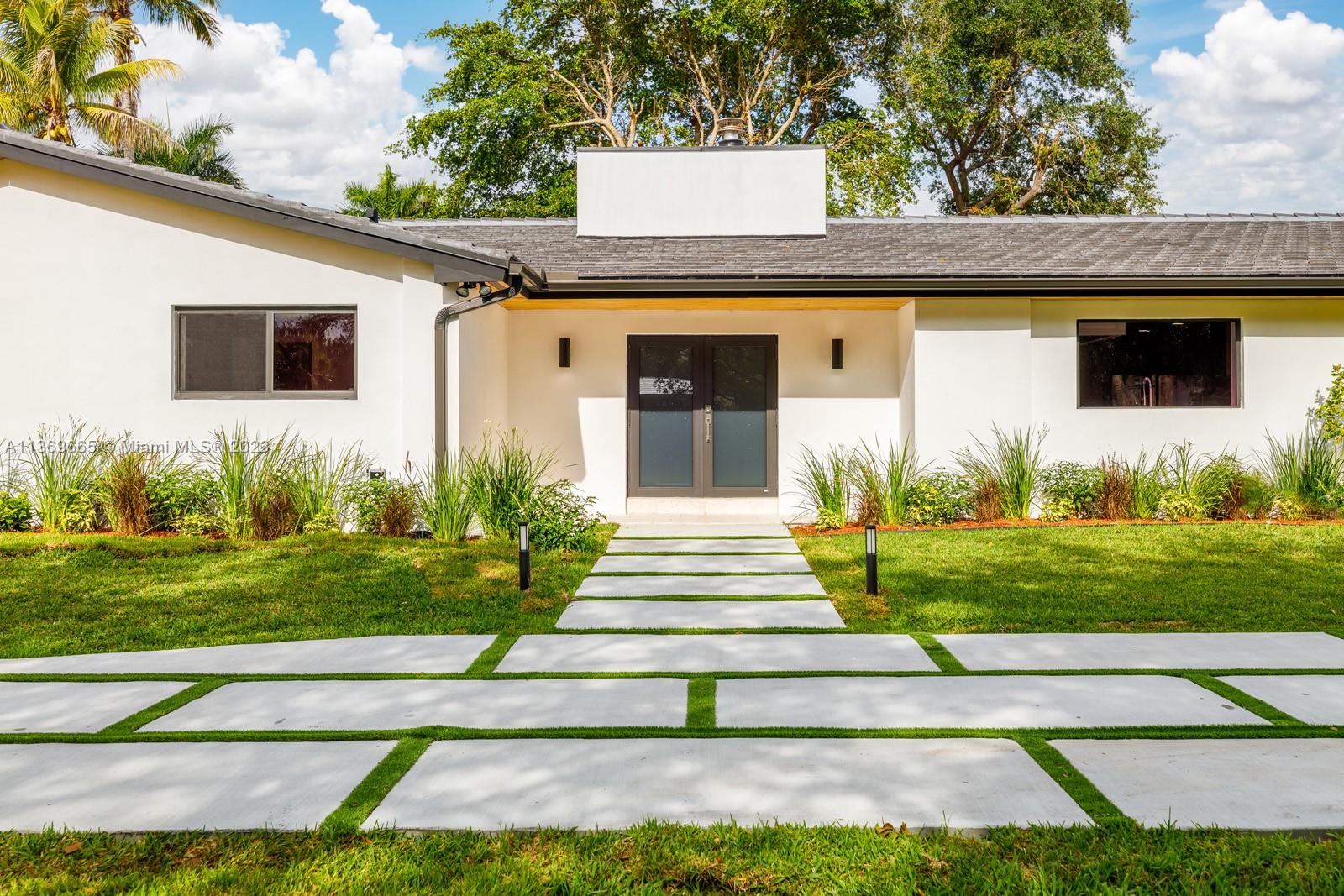 HAMPSHIRE HGTS - Residential