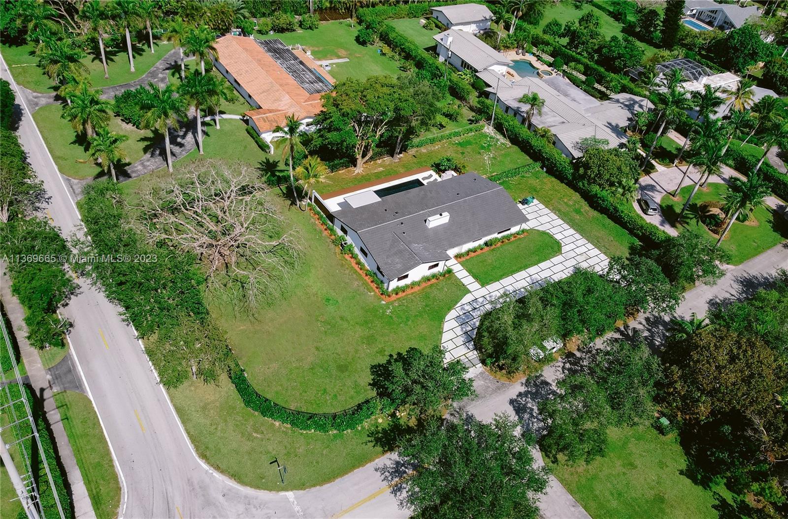 HAMPSHIRE HGTS - Residential