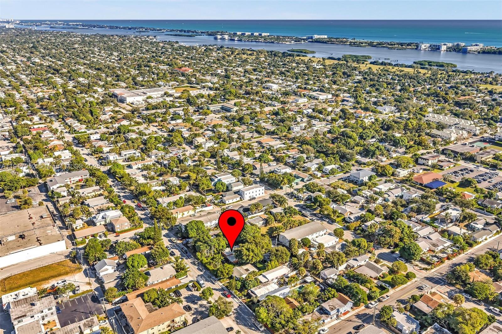 LAKE WORTH TOWN OF - Land