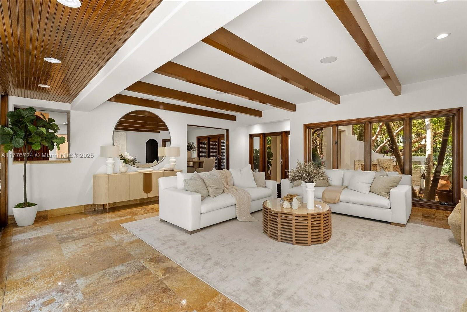 MASHTA ISLAND A REPLAT OF - Residential