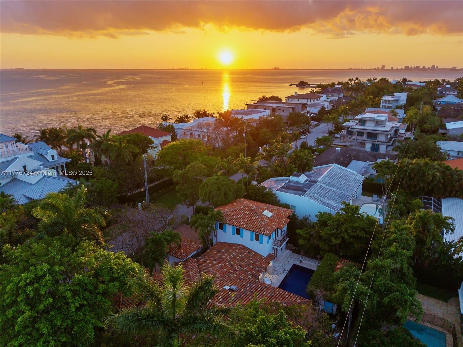 MASHTA ISLAND A REPLAT OF - Residential
