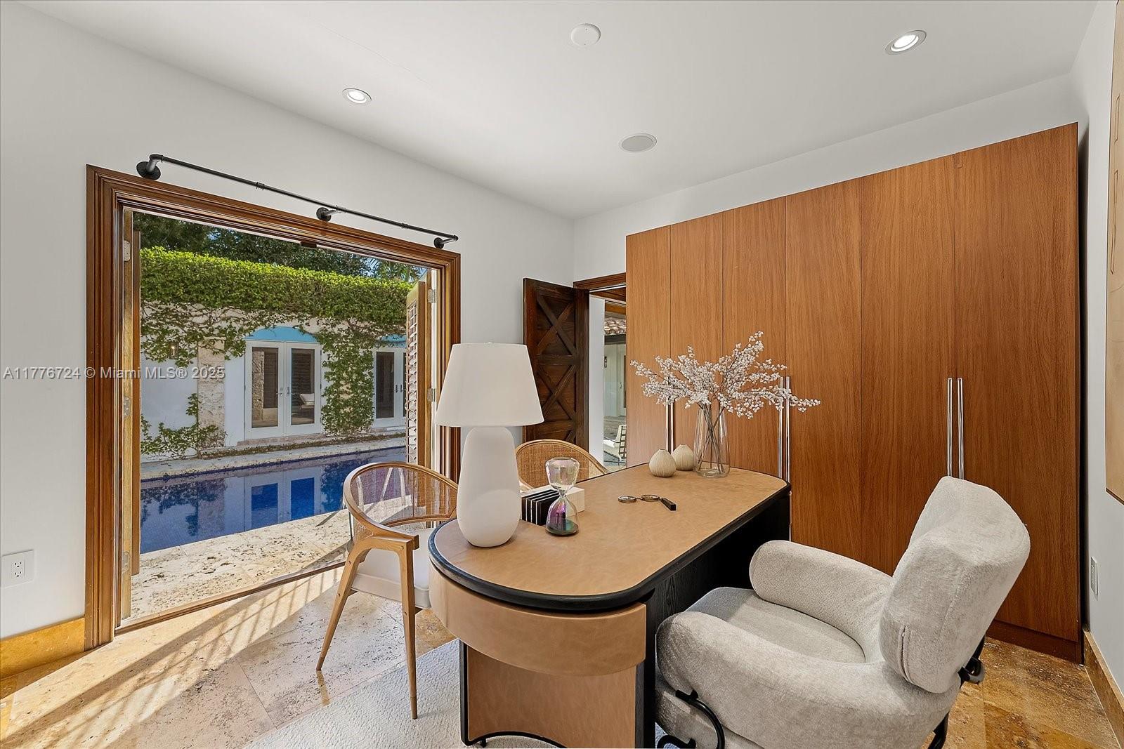 MASHTA ISLAND A REPLAT OF - Residential