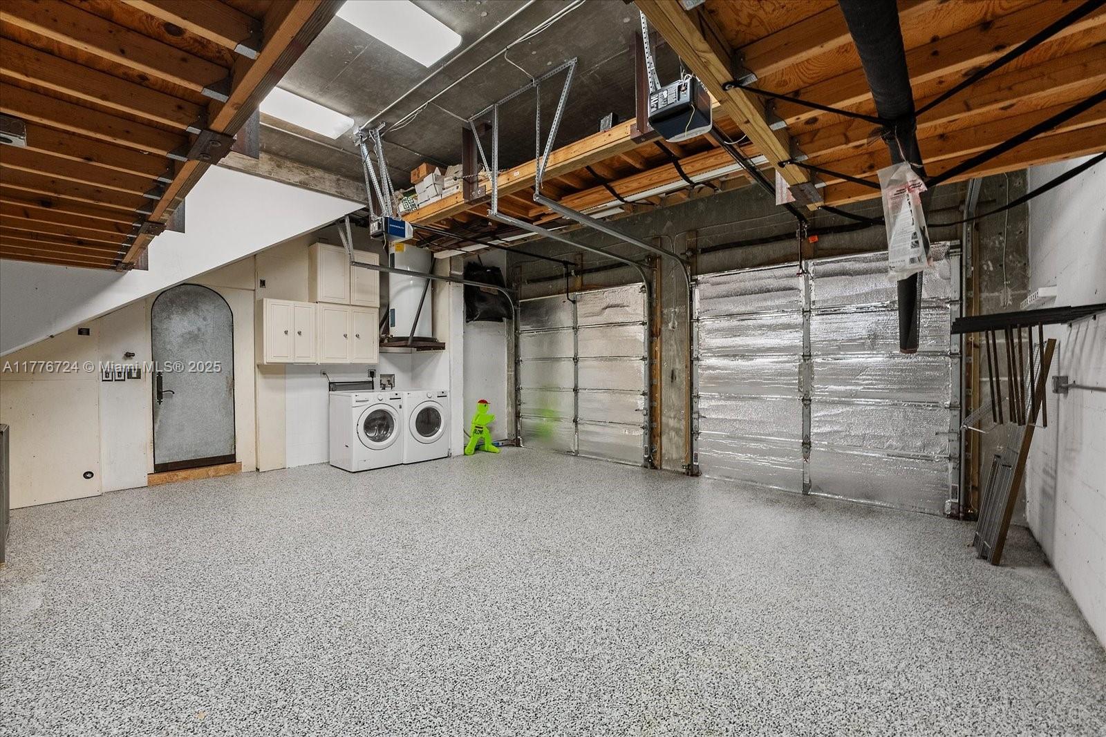 MASHTA ISLAND A REPLAT OF - Residential