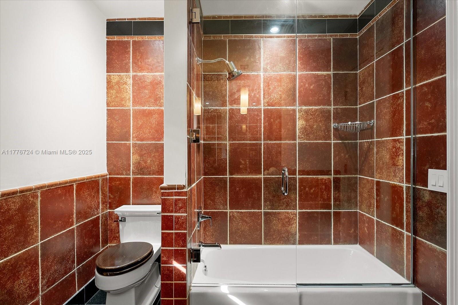 MASHTA ISLAND A REPLAT OF - Residential