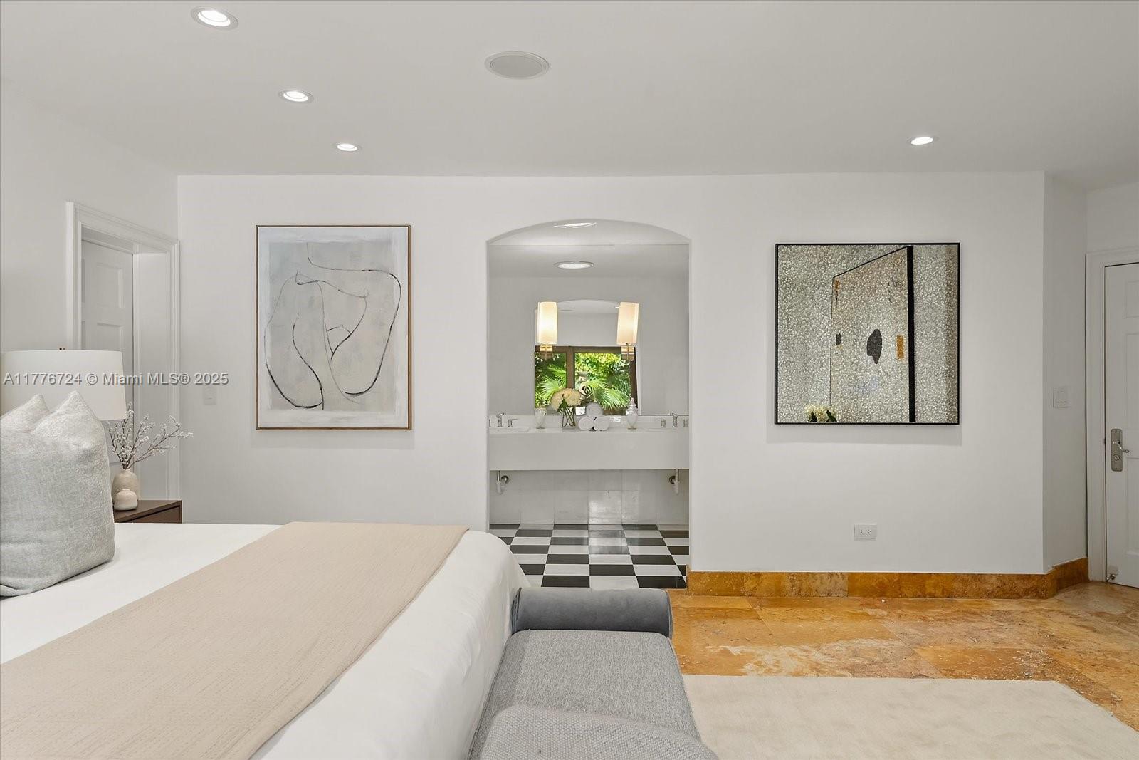 MASHTA ISLAND A REPLAT OF - Residential