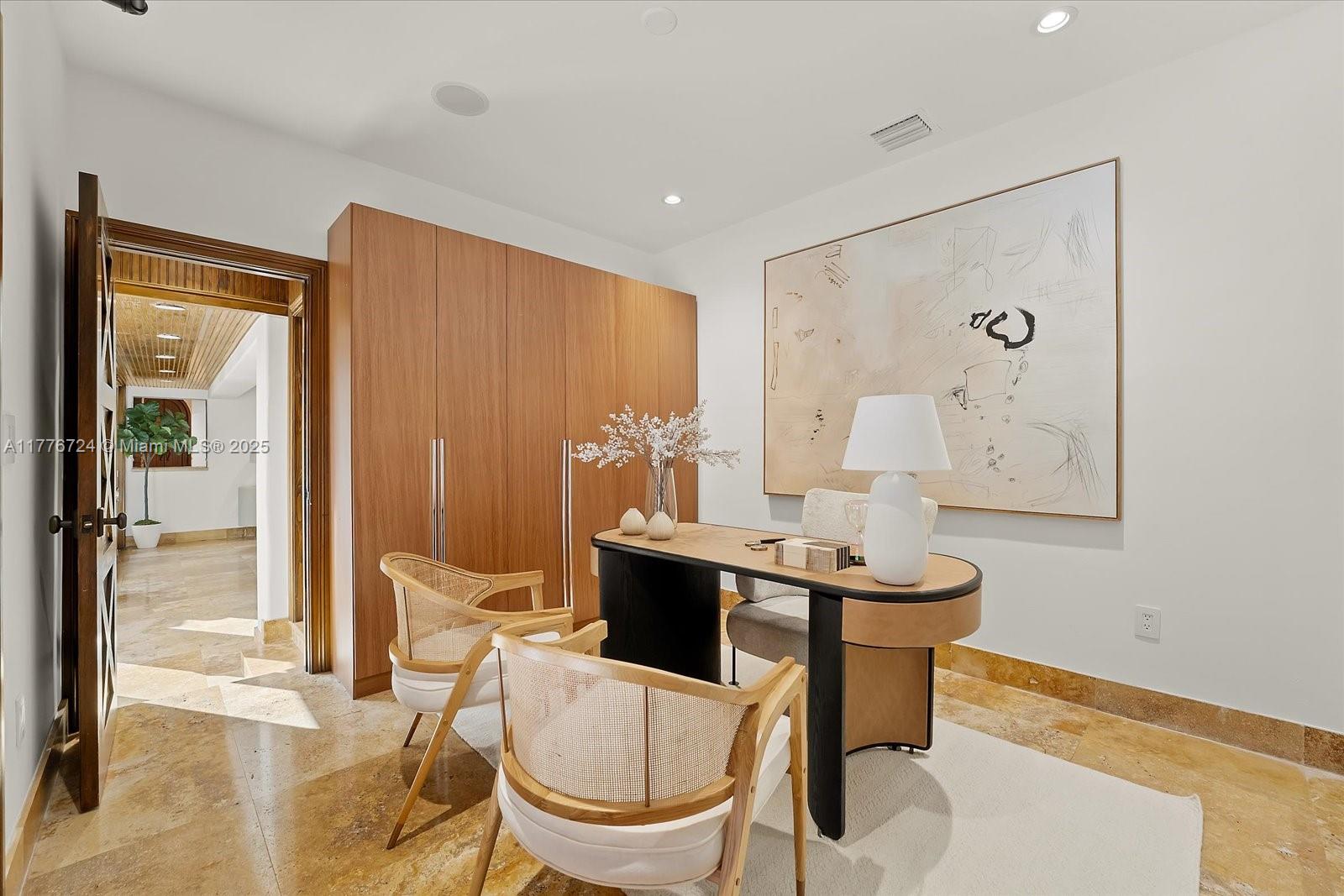 MASHTA ISLAND A REPLAT OF - Residential