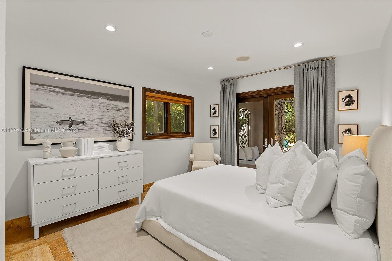 MASHTA ISLAND A REPLAT OF - Residential