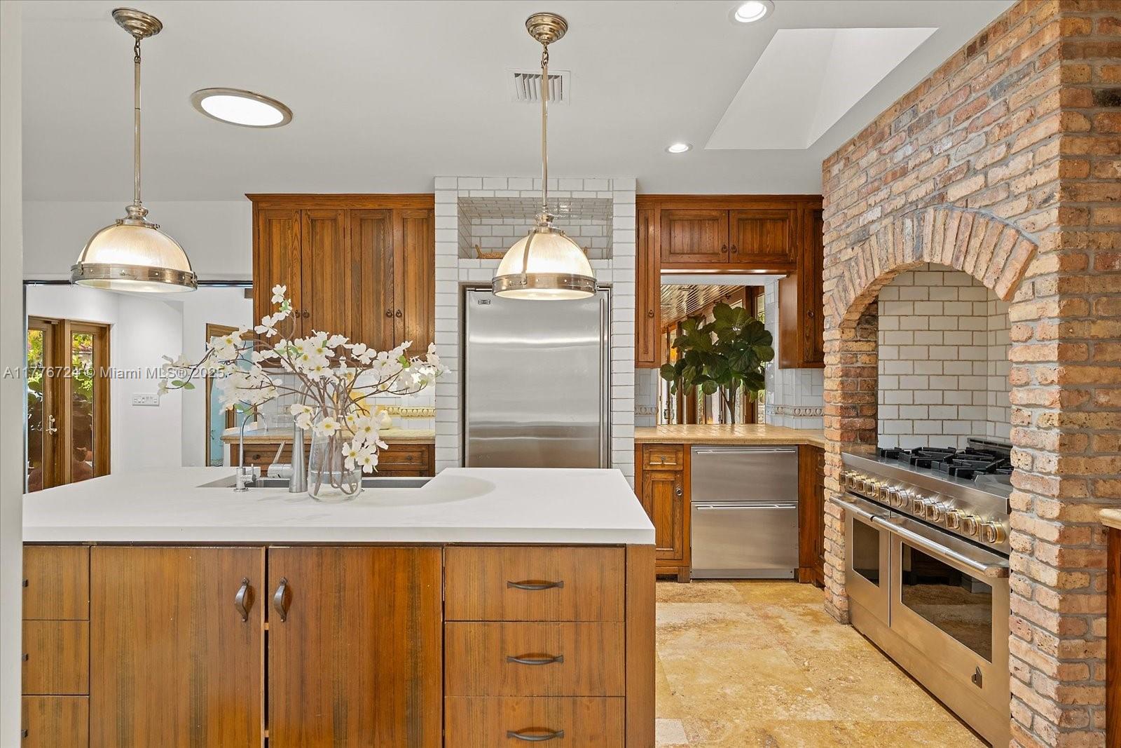 MASHTA ISLAND A REPLAT OF - Residential