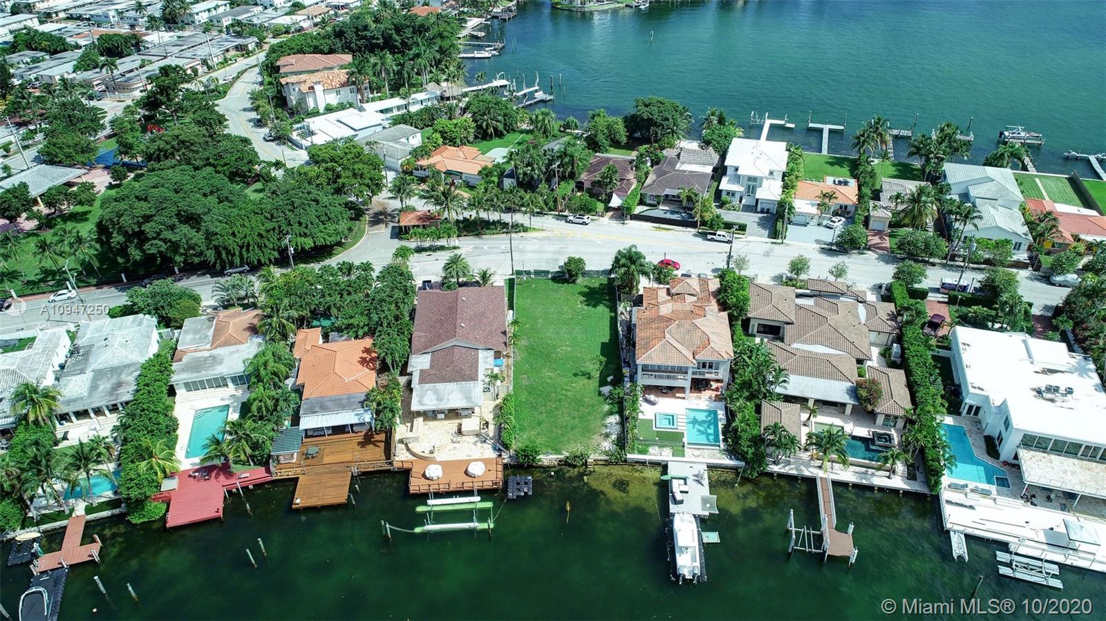 BISCAYNE BEACH - Land