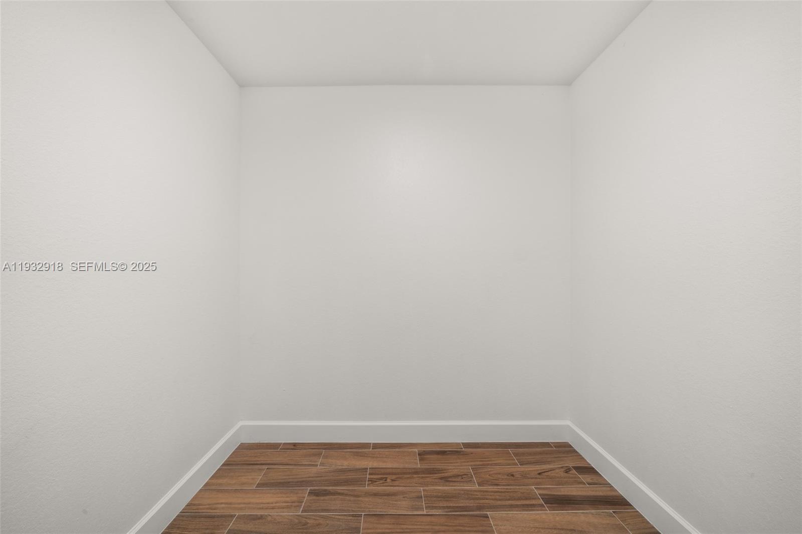 SPRING LAKE VILL 05 - Residential