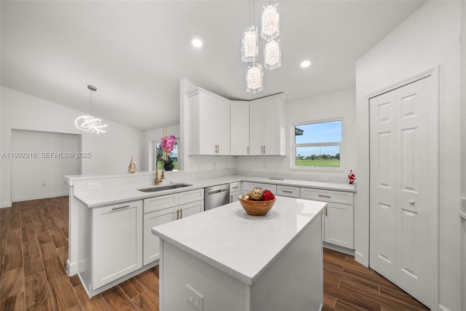 SPRING LAKE VILL 05 - Residential