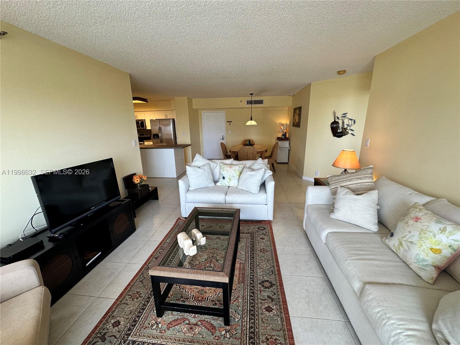 MYSTIC POINTE TOWER 500 C - Residential Lease