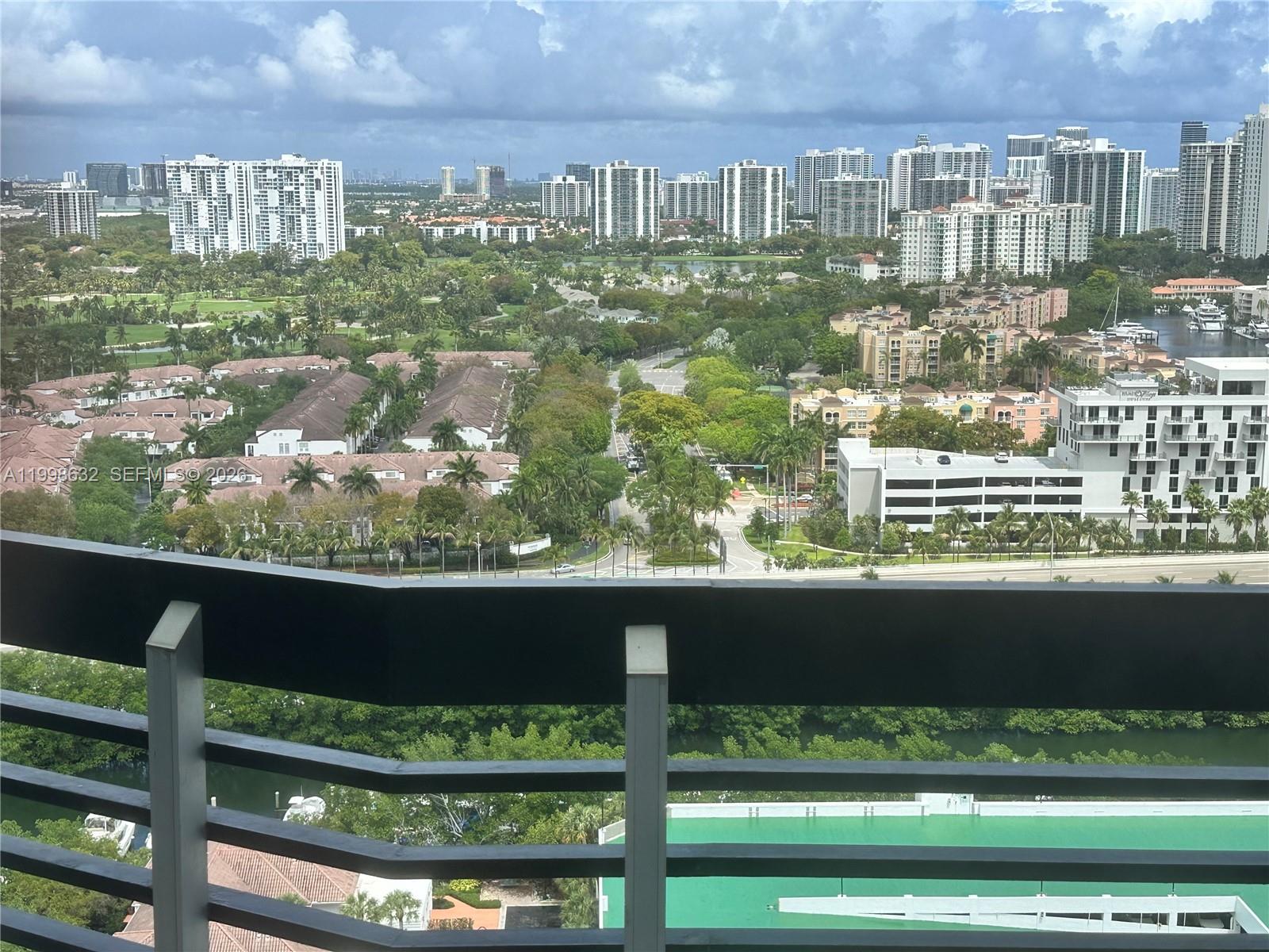 3530 Mystic Pointe Dr 2607