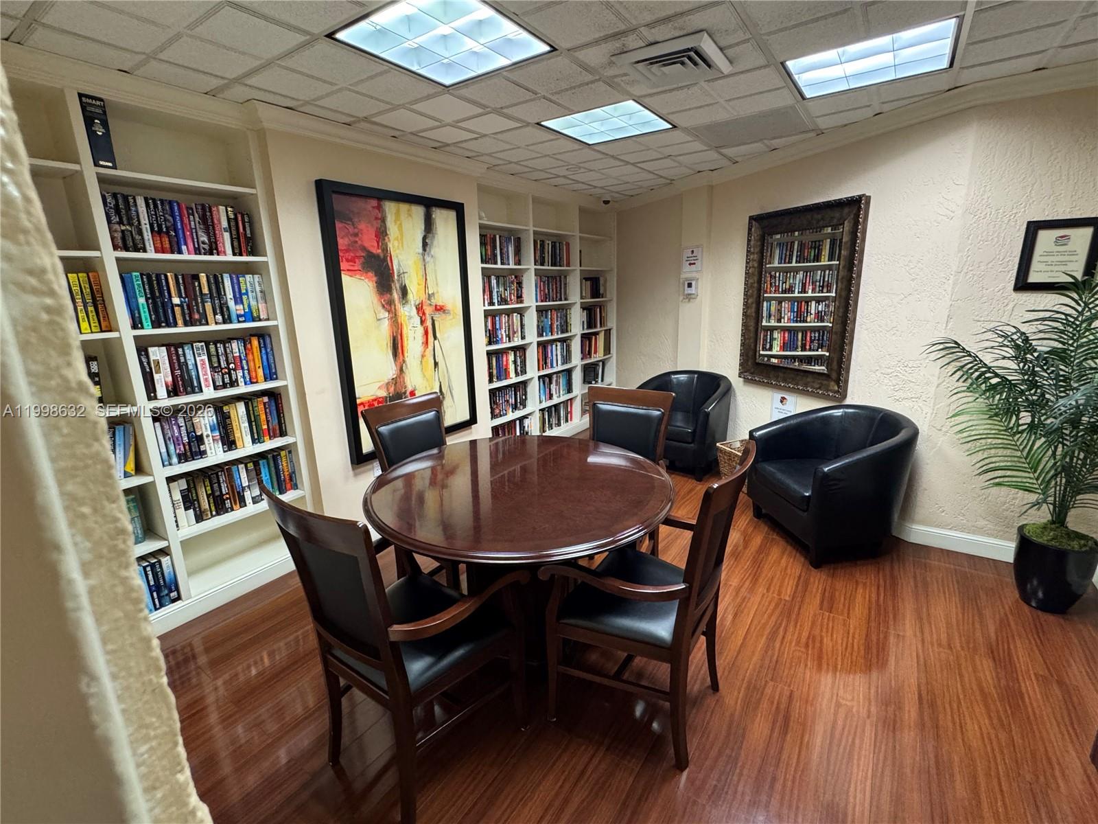 MYSTIC POINTE TOWER 500 C - Residential Lease