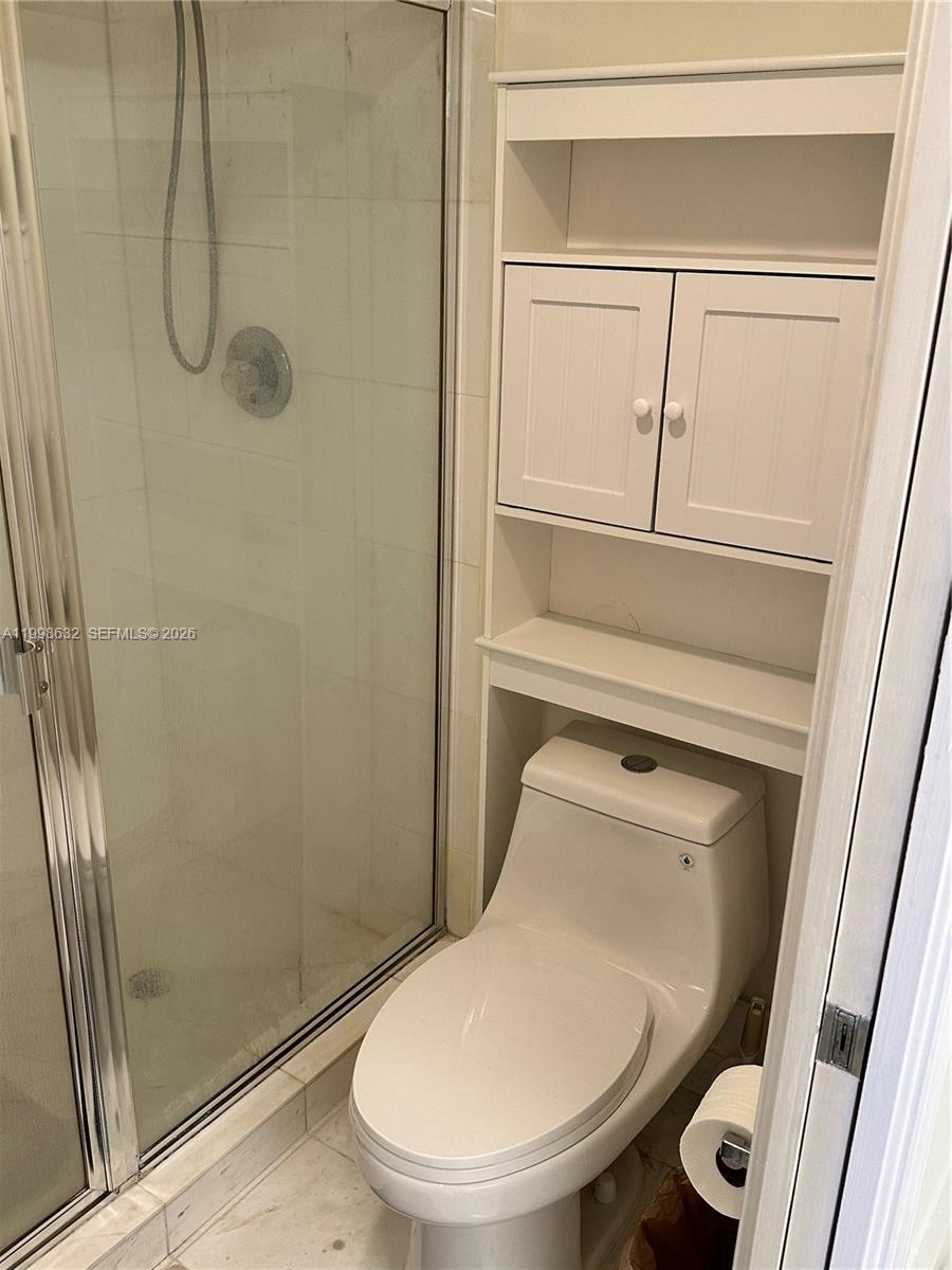 MYSTIC POINTE TOWER 500 C - Residential Lease