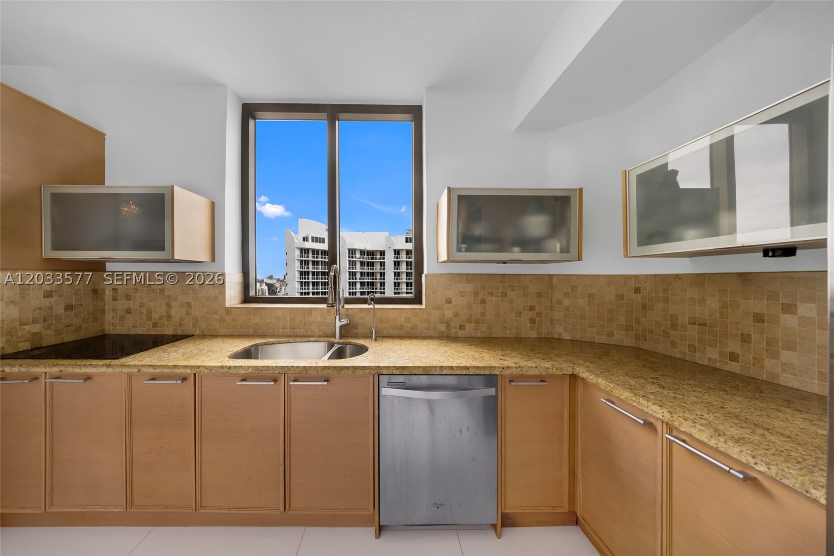 16275 Collins Ave 2502