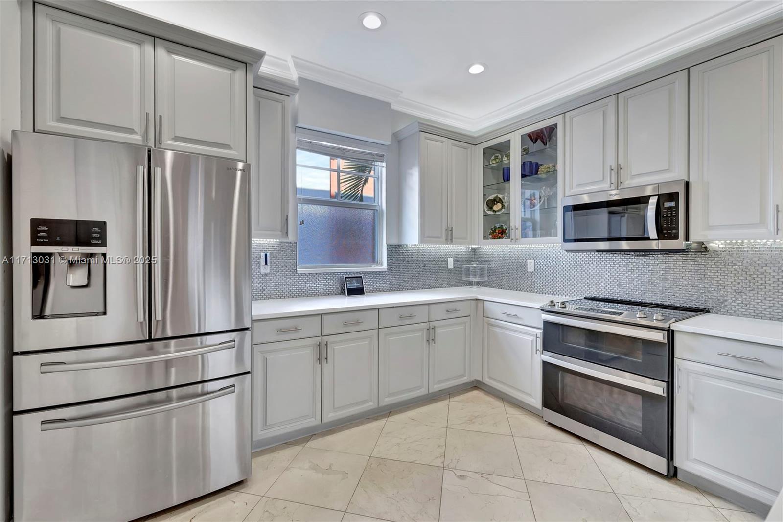 1033 Ne 17th Way 704, Fort Lauderdale, Broward County, Florida - 3 Bedrooms  
4 Bathrooms - 